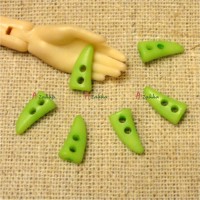 NDB028GRN Doll Coat DIY Crafts 10mm Mini Horn Button Green NDB028GRN Doll Coat DIY Crafts 10mm Mini Horn Button Green